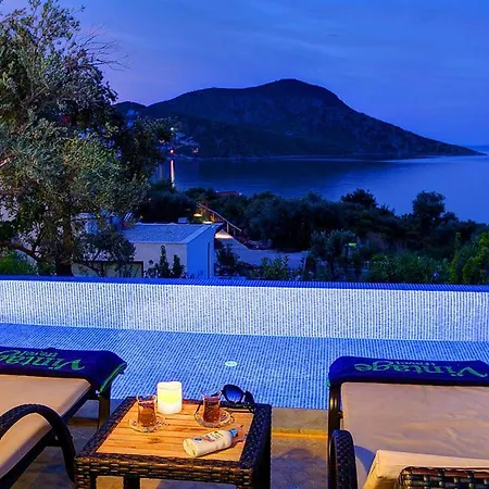 Villa Sleeps 6